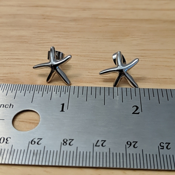 Starfish Earrings - Picture 2 of 3